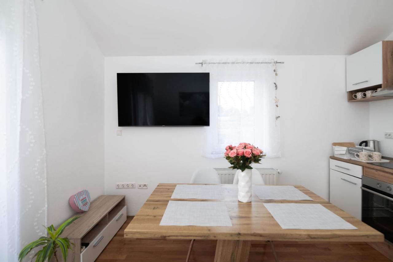 שיבניק Sunny Beach Apartments מראה חיצוני תמונה