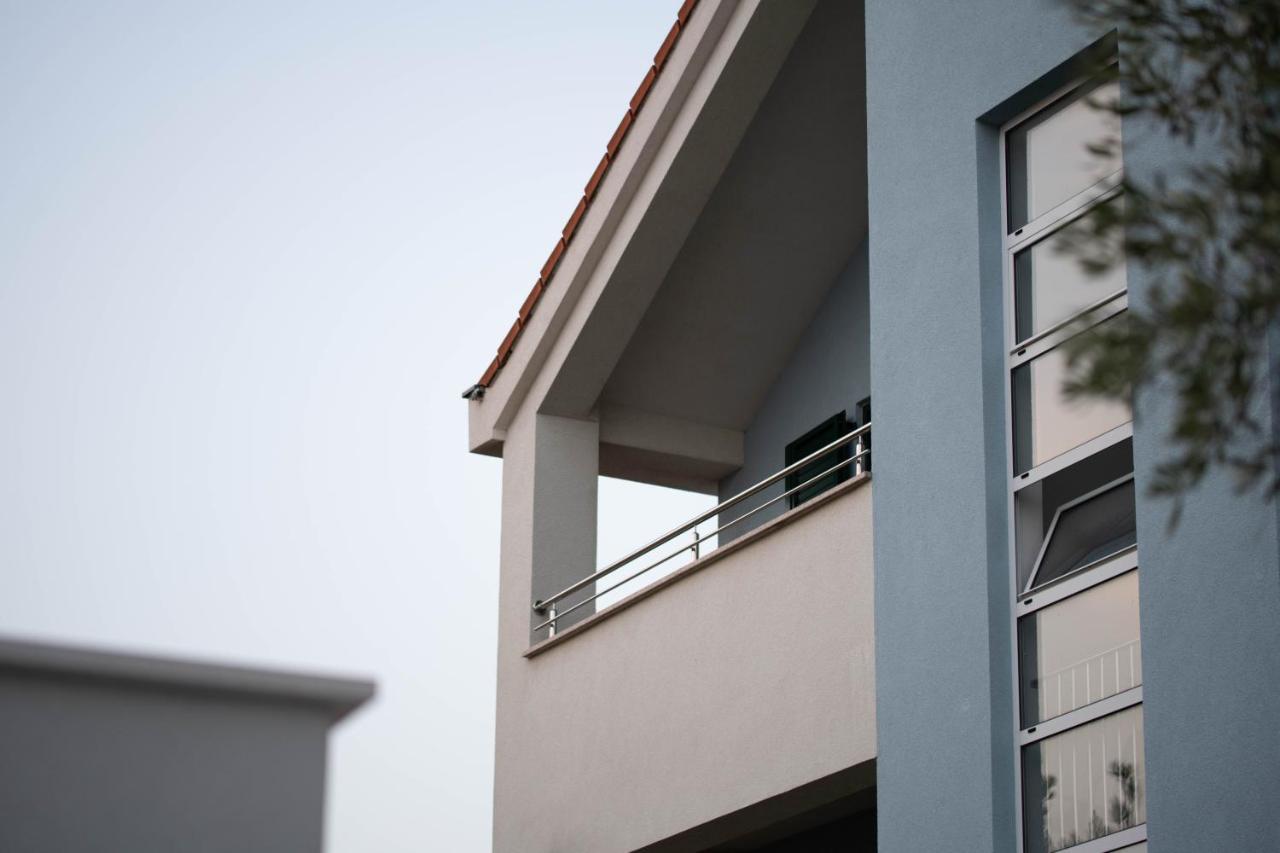 שיבניק Sunny Beach Apartments מראה חיצוני תמונה