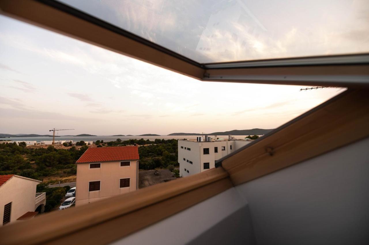 שיבניק Sunny Beach Apartments מראה חיצוני תמונה
